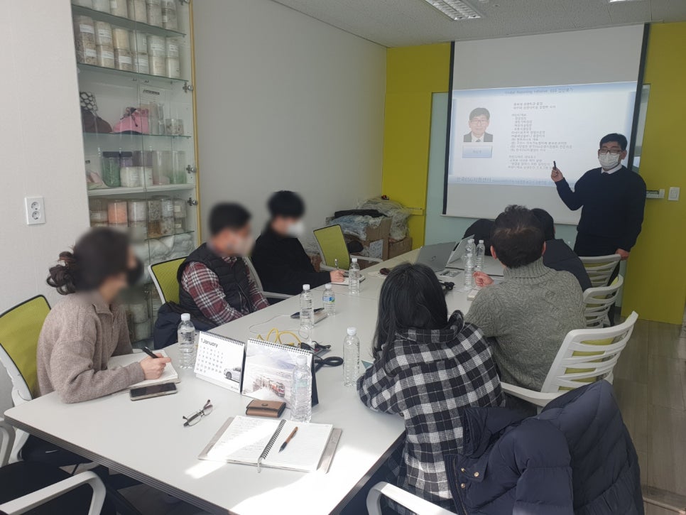 큐큐 주식회사 이미지