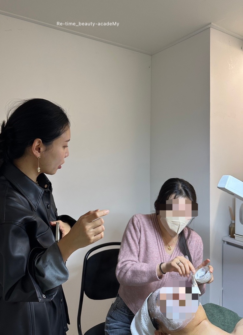 리타임뷰티학원 이미지