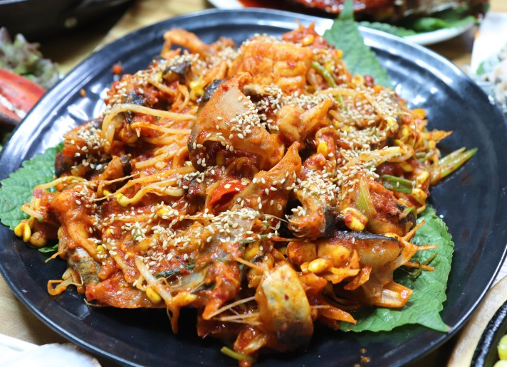 항구횟집 이미지