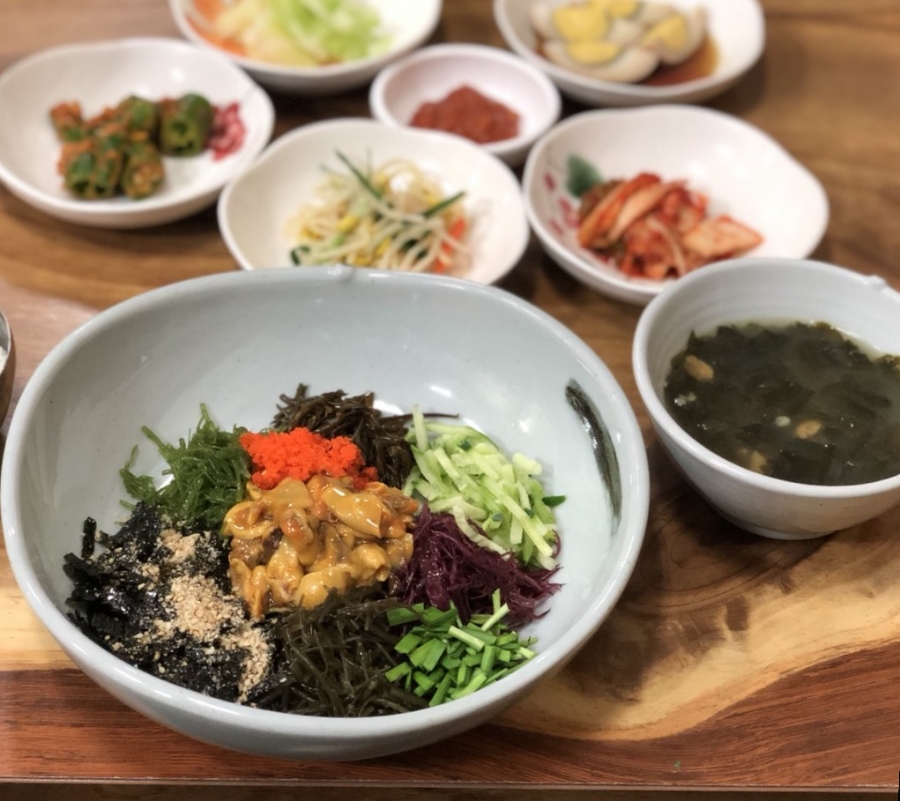 돌섬해초비빔밥 이미지