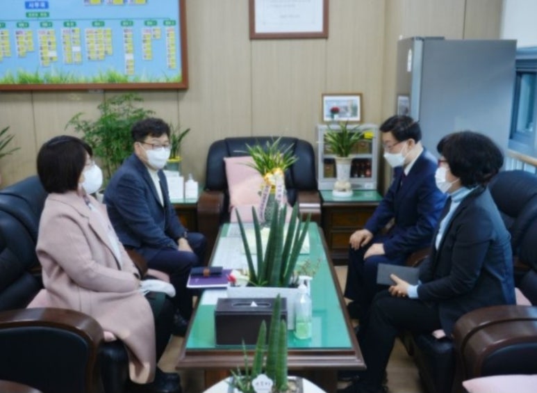 사)대한노인회 수원시 영통구지회 이미지