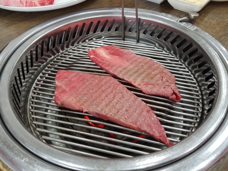 한우터 정육점 이미지