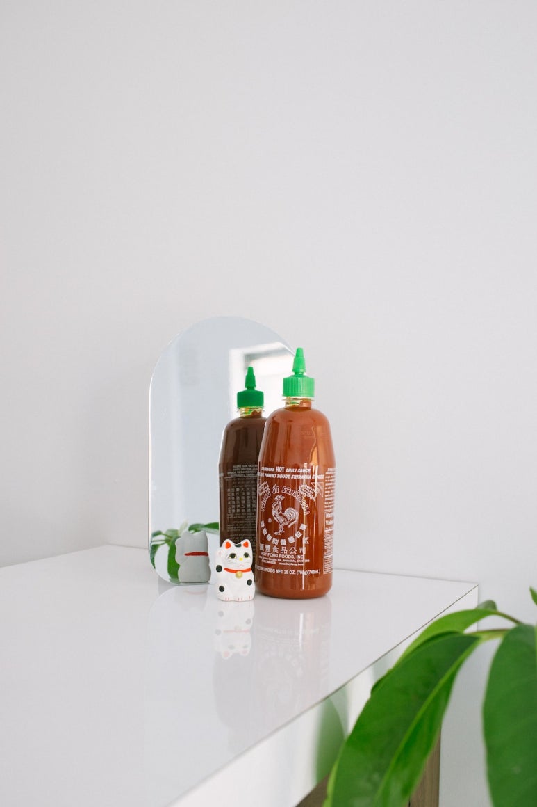 스리라차(SRIRACHA) 이미지