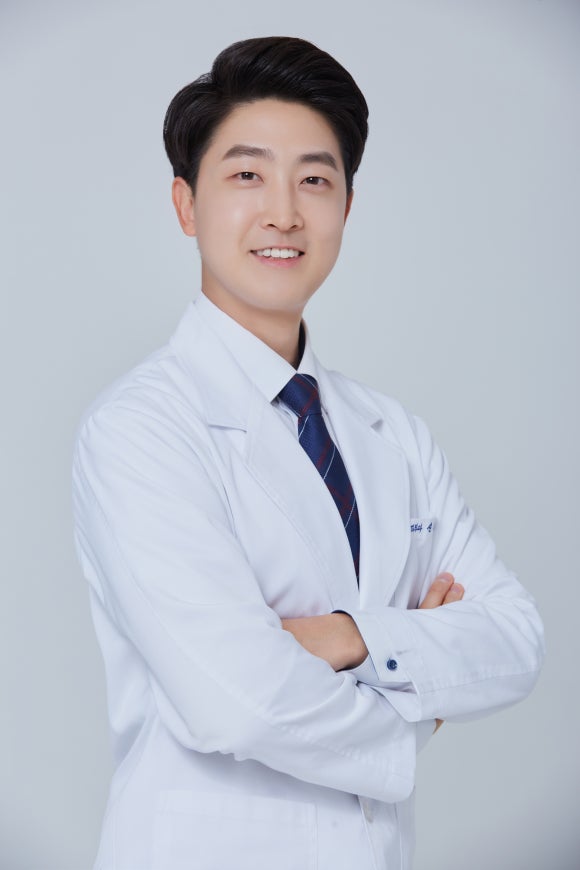 엘레멘트피부과의원 이미지