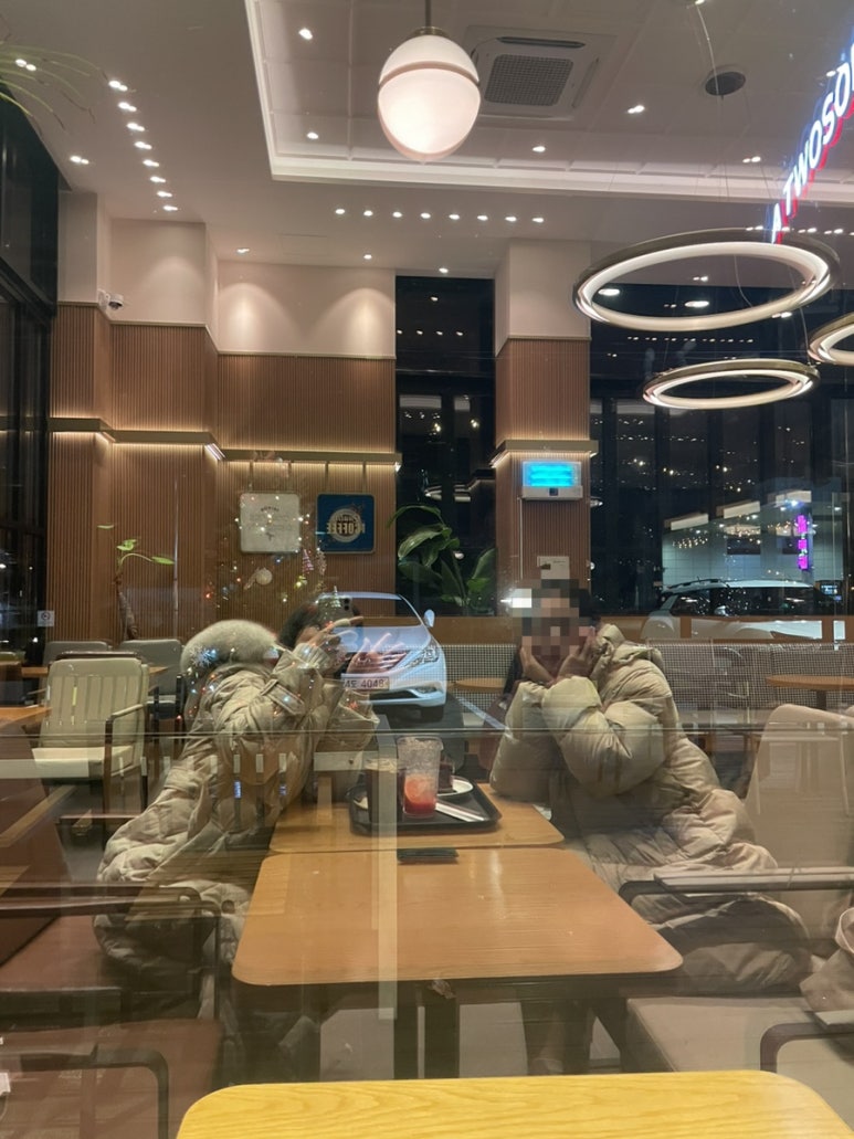 투썸플레이스 옥천점 이미지