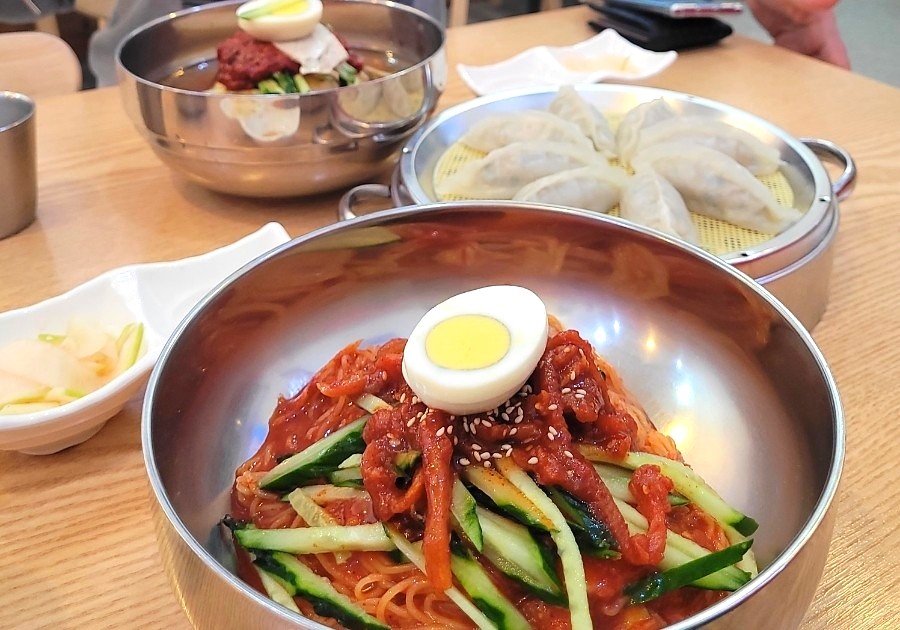 백가밀면 이미지