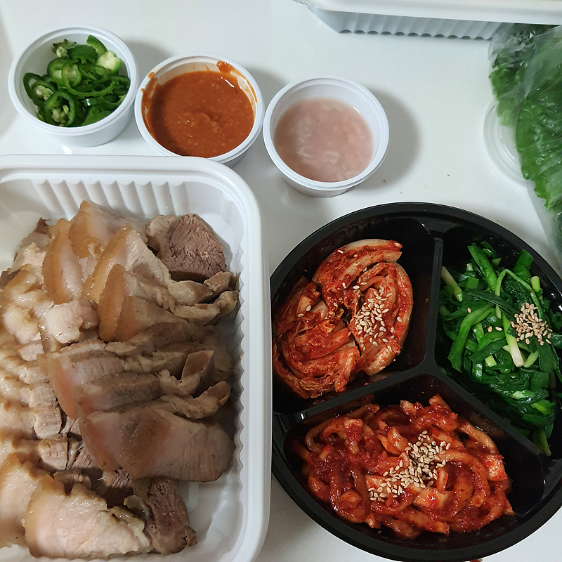 중리보쌈 이미지