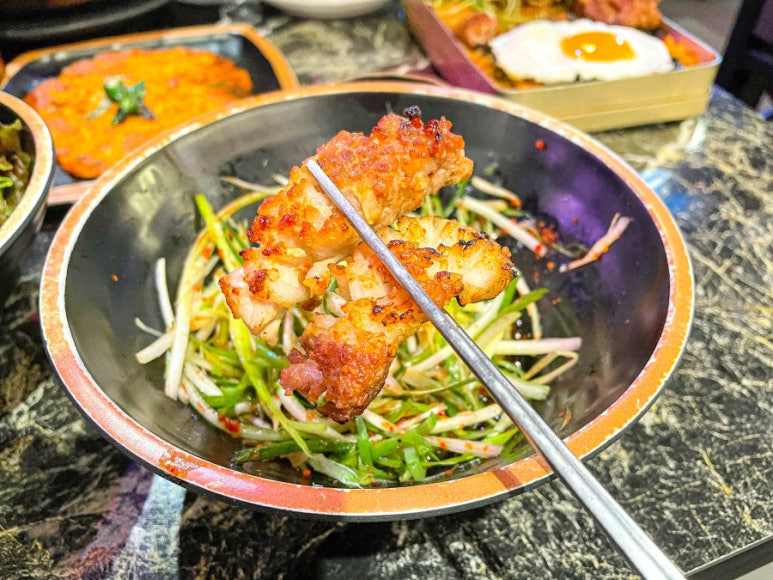 돈백식당 이미지