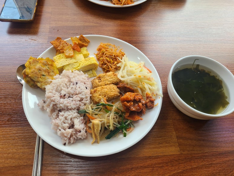 덕이네한식뷔페 이미지