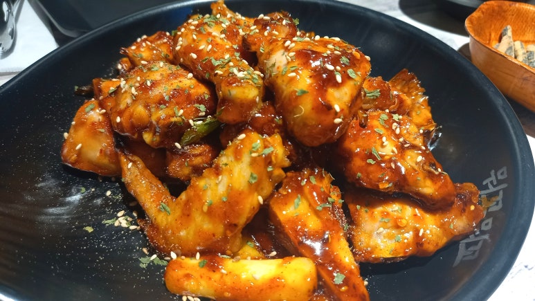 뭐꼬뭐꼬 이미지