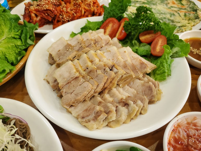 송가네왕족발 이미지