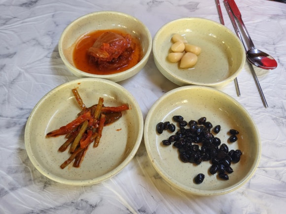 돼지본색대한수산 이미지