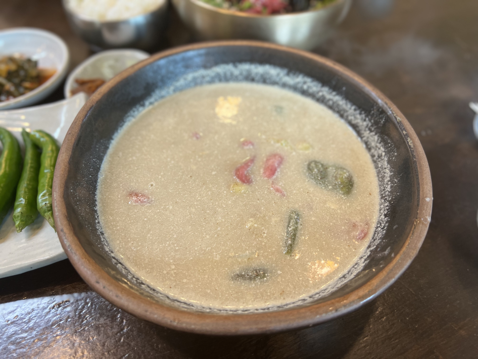 항아리삼색수제비 이미지