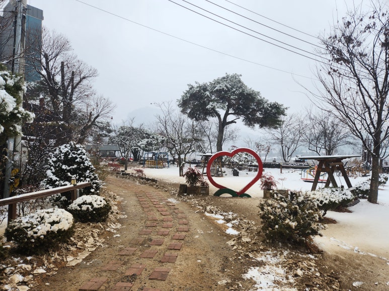 황토숯불닭갈비 이미지