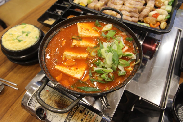 천안김치찌개 이미지