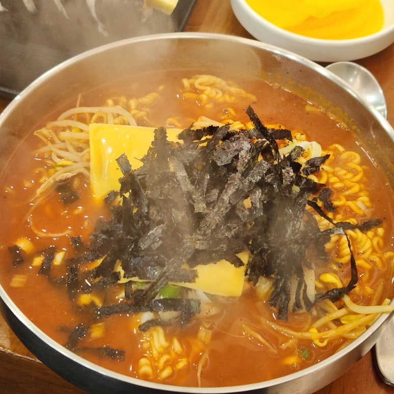빨간세상라면학교 이미지