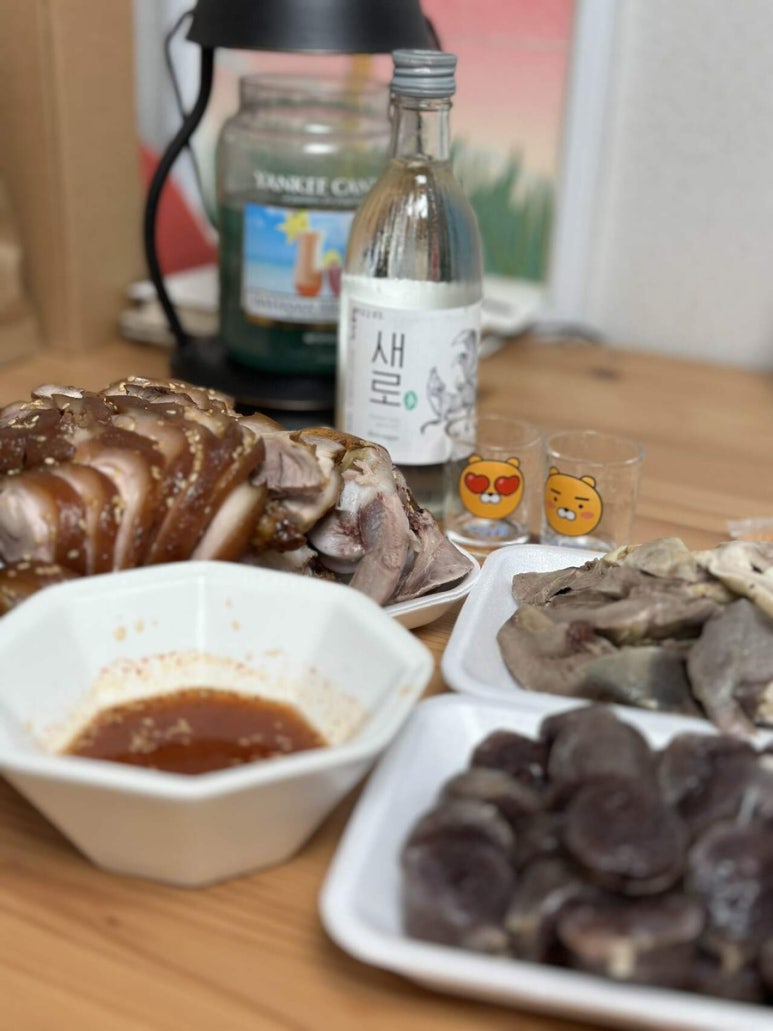 엄마왕족발 이미지