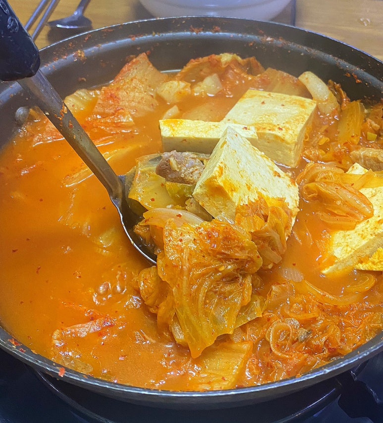 잔치마당통돼지볶음 이미지