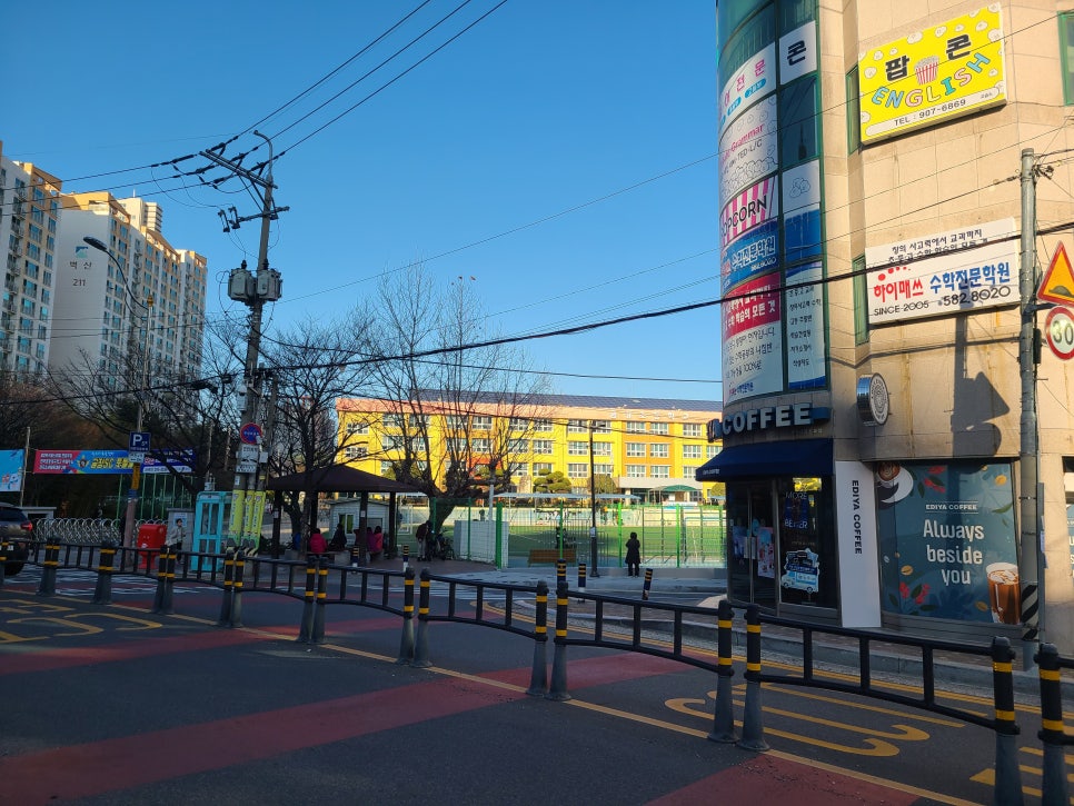 동일여인숙 이미지