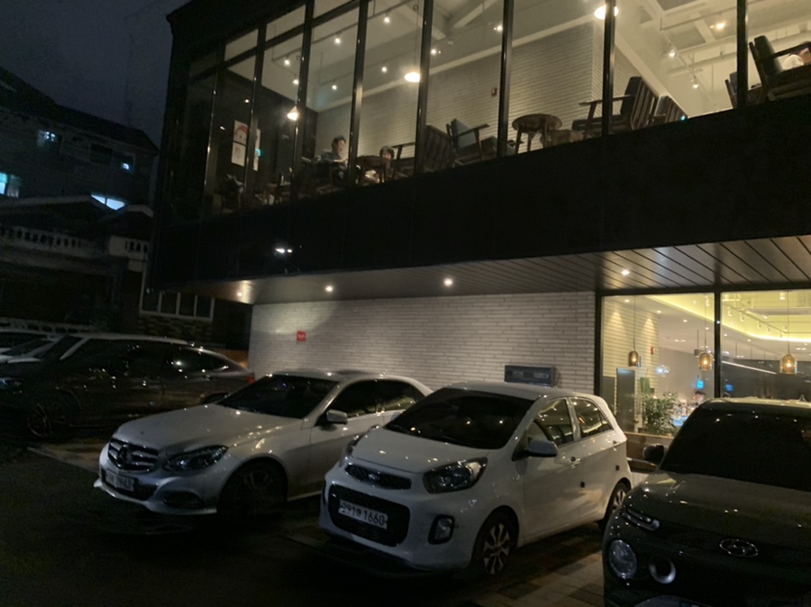 폴스타베이커스 이미지
