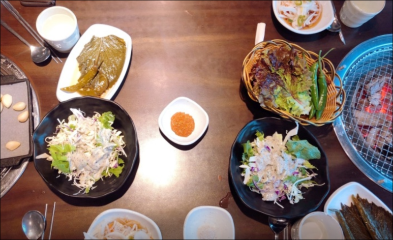 푸줏간육회 이미지