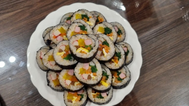 엄마김밥 이미지