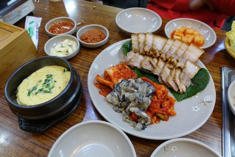 굴이랑보쌈이랑 이미지