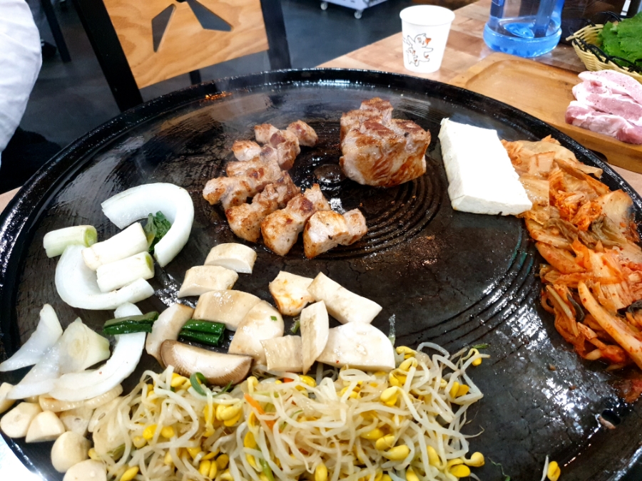 해미왕솥단지삼겹살 이미지
