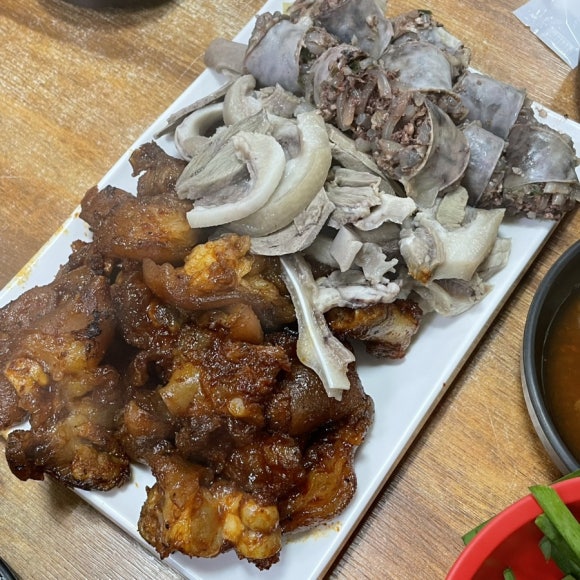 비래동매운족발 이미지
