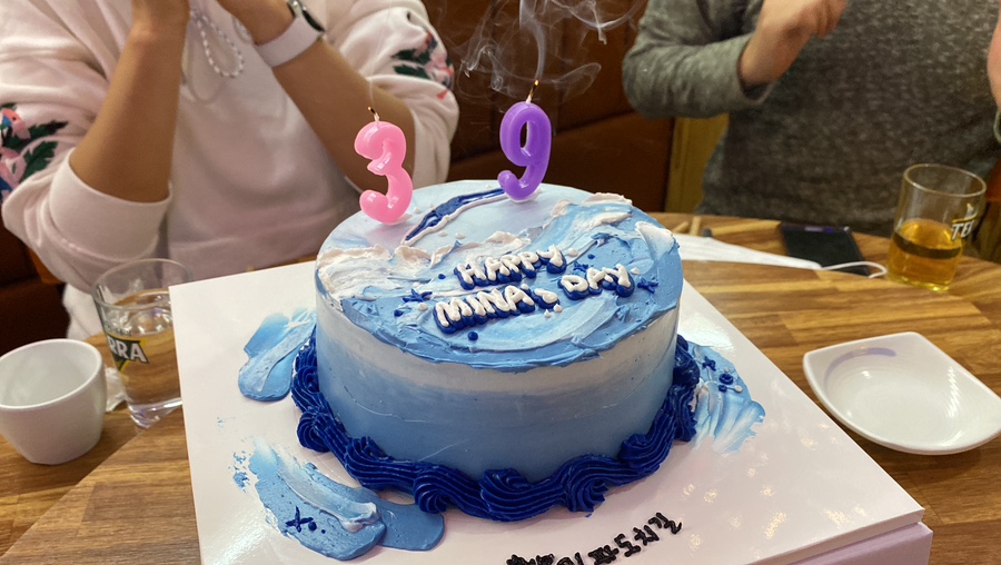보라곰케이크 이미지