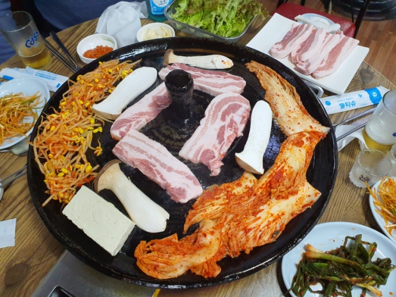 ssack쓰리솥뚜껑김치삼겹살 이미지