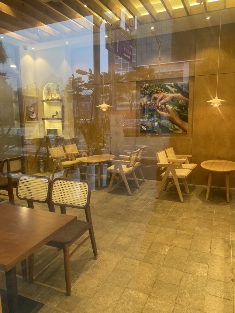텐퍼센트 천안아산역점 이미지