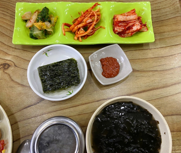 산들가정식백반 이미지
