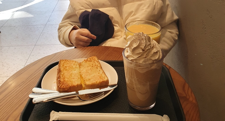 스타벅스수원매산점 이미지