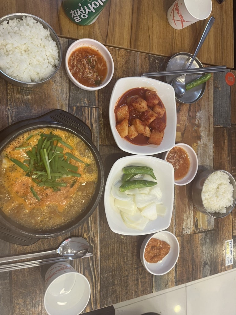 호호 돼지순대국 이미지