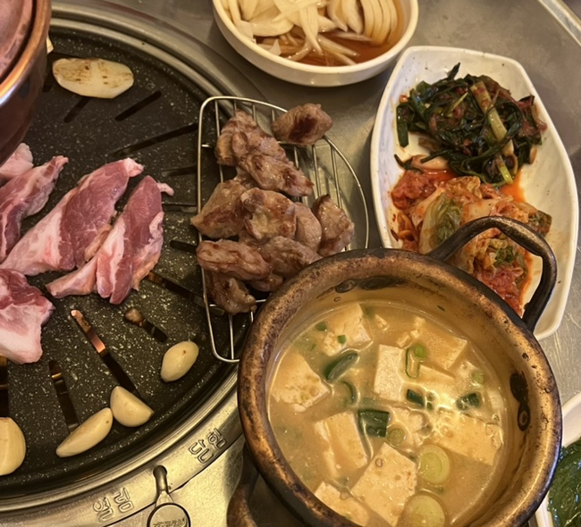 닭치고뒷고기 이미지