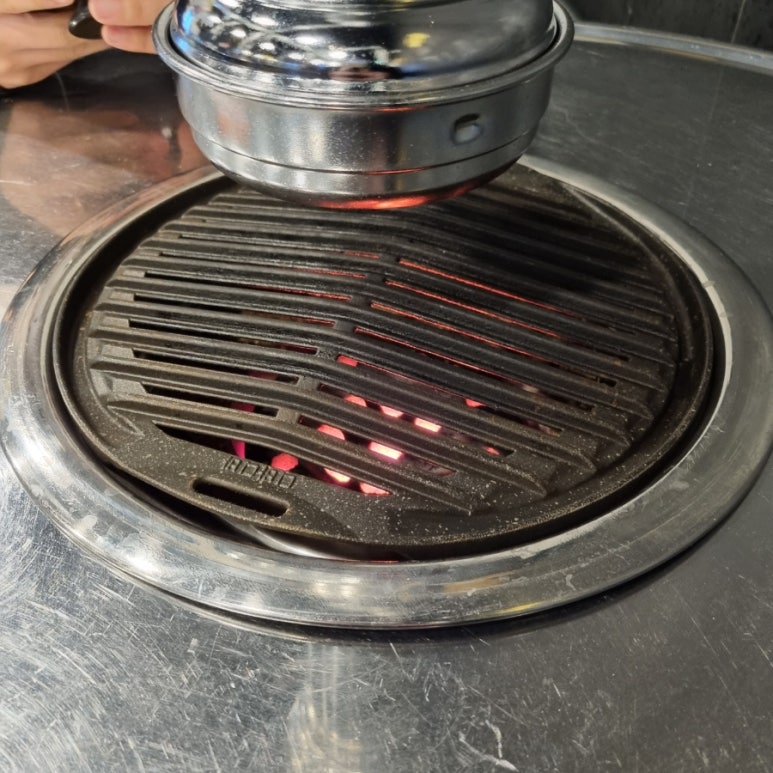 꼬들꼬들 연탄불구이 이미지