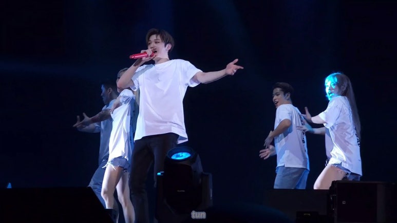 퍼스트솔로 이미지