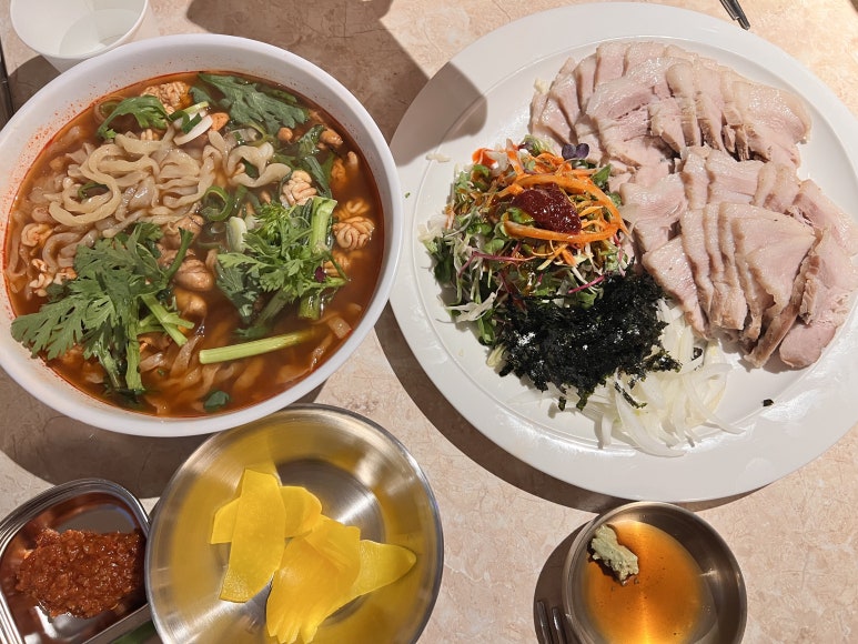 제주곤이칼국수 이미지