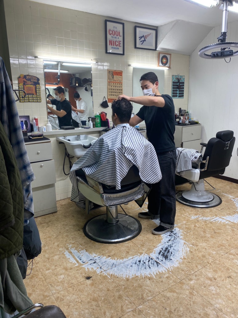 버드힐바버샵 이미지