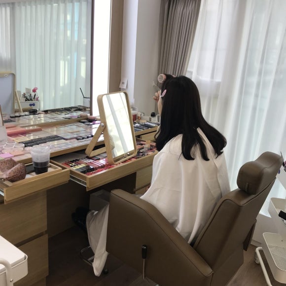 뮤 메이크업 이미지