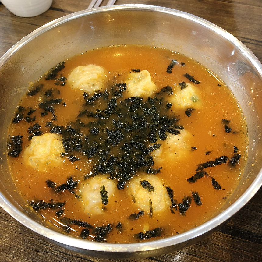 고추만두국집 이미지