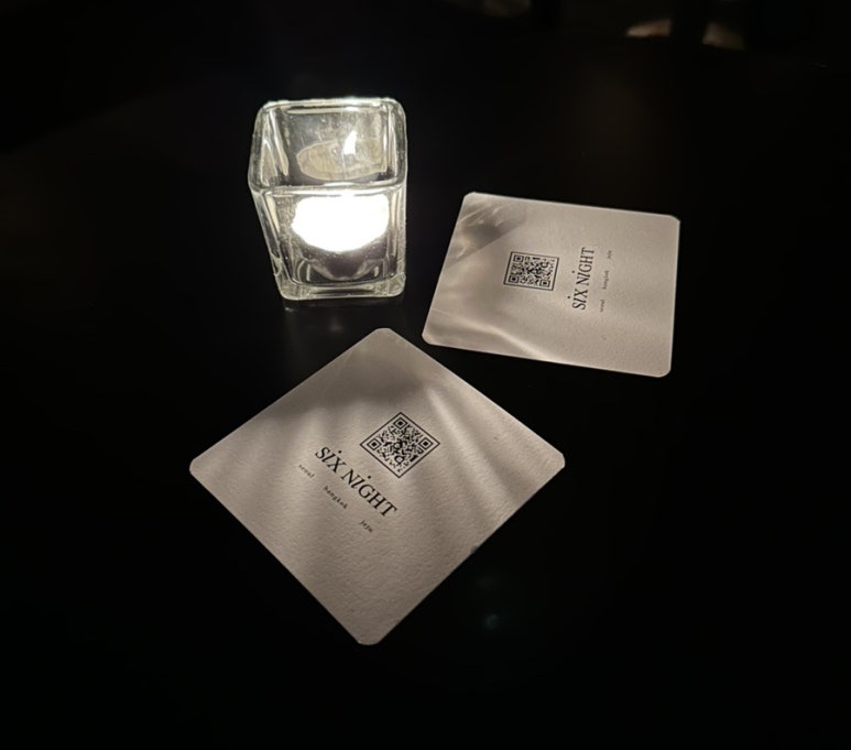 식스 나잇(Six night) 이미지