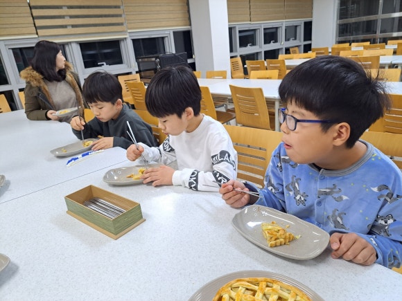 뽕모실 이미지