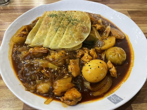 동궁찜닭 김해내외점 이미지
