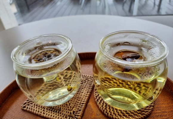 꽃마시다 이미지