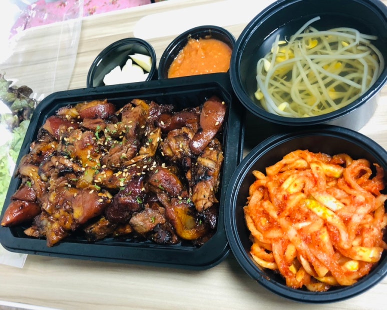 숯불구이족발 꾸이족 이미지