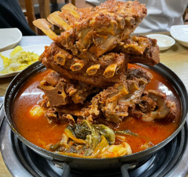 진뼈감자탕 이미지