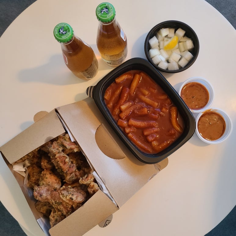 토닥토닥 치킨 이미지