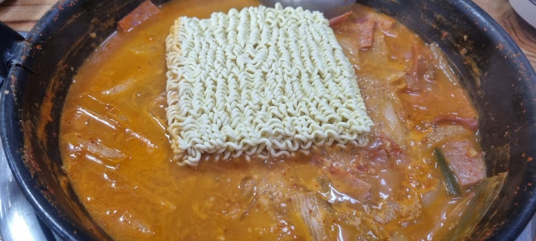 문창순송탄부대찌개 이미지